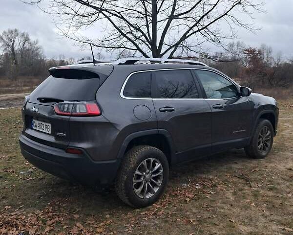 Серый Джип Чероки, объемом двигателя 2.36 л и пробегом 133 тыс. км за 18300 $, фото 5 на Automoto.ua
