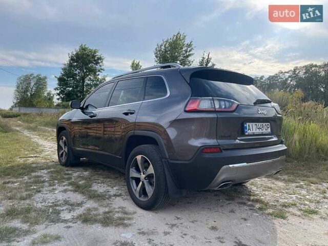 Серый Джип Чероки, объемом двигателя 3.2 л и пробегом 122 тыс. км за 18499 $, фото 5 на Automoto.ua