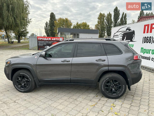 Джип Чероки 2019 в Черкассах на Automoto.ua Серый Джип Чероки, объемом двигателя 3.2 л и пробегом 70 тыс. км за 21500 $, фото 12 на Automoto.ua