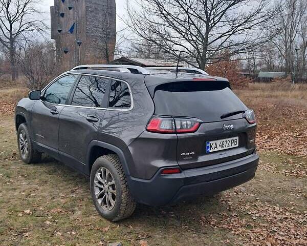 Серый Джип Чероки, объемом двигателя 2.36 л и пробегом 133 тыс. км за 18300 $, фото 4 на Automoto.ua