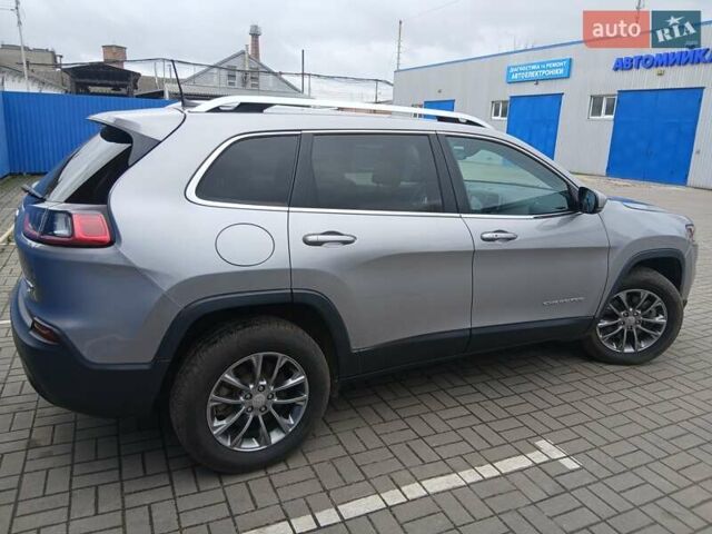 Серый Джип Чероки, объемом двигателя 2.36 л и пробегом 129 тыс. км за 13200 $, фото 3 на Automoto.ua