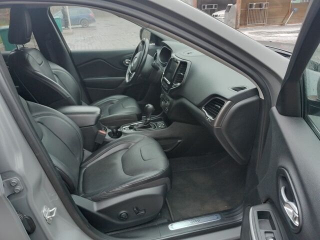 Серый Джип Чероки, объемом двигателя 2.4 л и пробегом 111 тыс. км за 17300 $, фото 18 на Automoto.ua