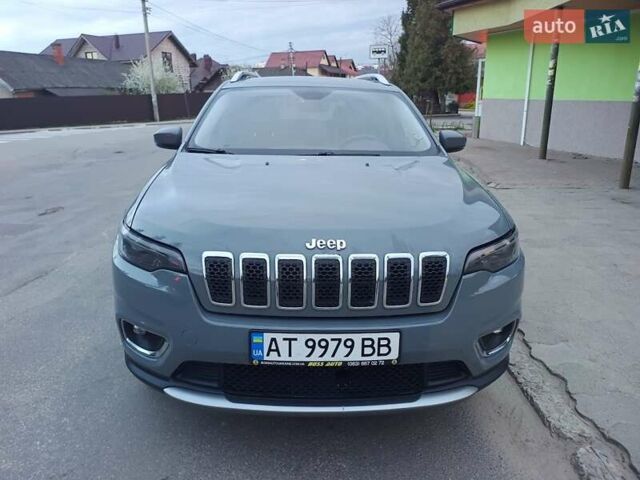 Сірий Джип Cherokee, об'ємом двигуна 2 л та пробігом 38 тис. км за 18500 $, фото 3 на Automoto.ua