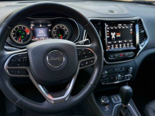 Сірий Джип Cherokee, об'ємом двигуна 3.2 л та пробігом 11 тис. км за 22799 $, фото 13 на Automoto.ua