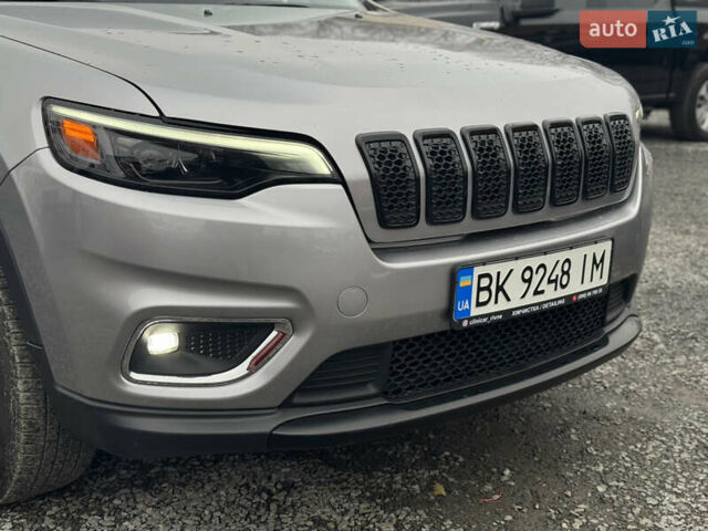 Серый Джип Чероки, объемом двигателя 3.24 л и пробегом 103 тыс. км за 16950 $, фото 7 на Automoto.ua