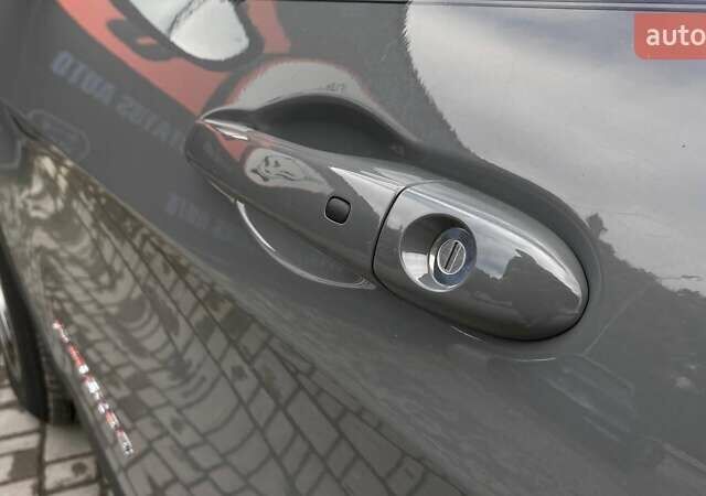 Сірий Джип Cherokee, об'ємом двигуна 3.24 л та пробігом 125 тис. км за 19000 $, фото 13 на Automoto.ua