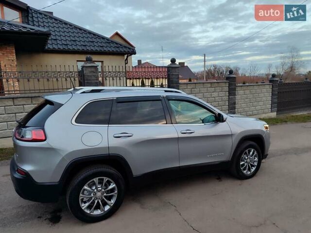 Серый Джип Чероки, объемом двигателя 3.2 л и пробегом 205 тыс. км за 15700 $, фото 12 на Automoto.ua