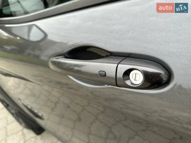 Джип Чероки 2019 в Черкассах на Automoto.ua Серый Джип Чероки, объемом двигателя 3.2 л и пробегом 70 тыс. км за 21500 $, фото 18 на Automoto.ua