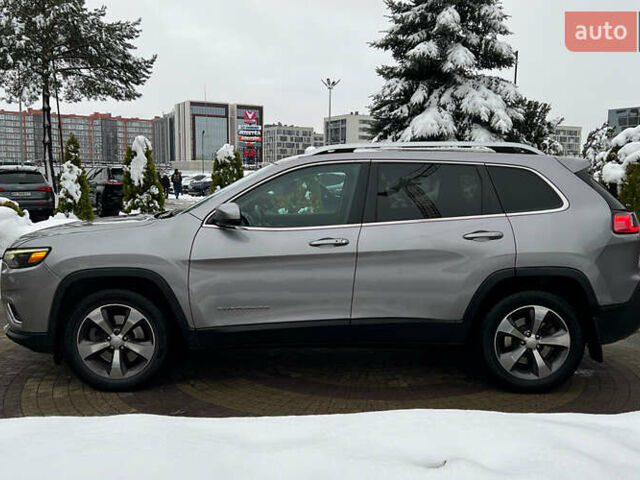 Сірий Джип Cherokee, об'ємом двигуна 3.24 л та пробігом 142 тис. км за 16999 $, фото 3 на Automoto.ua