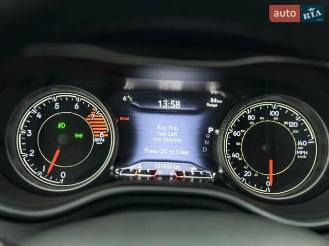 Серый Джип Чероки, объемом двигателя 3.2 л и пробегом 132 тыс. км за 17350 $, фото 19 на Automoto.ua