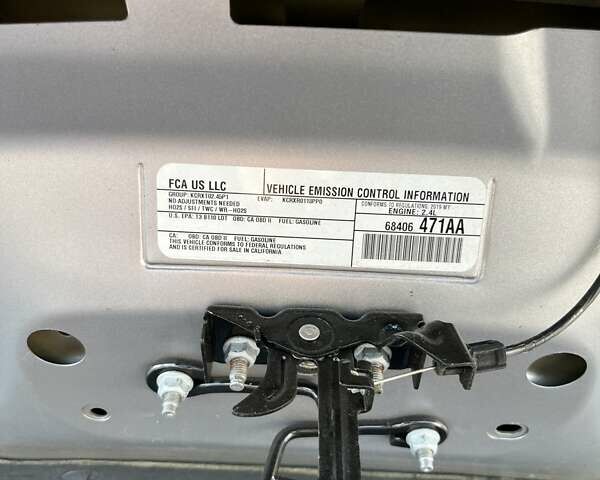 Серый Джип Чероки, объемом двигателя 2.4 л и пробегом 103 тыс. км за 15950 $, фото 20 на Automoto.ua