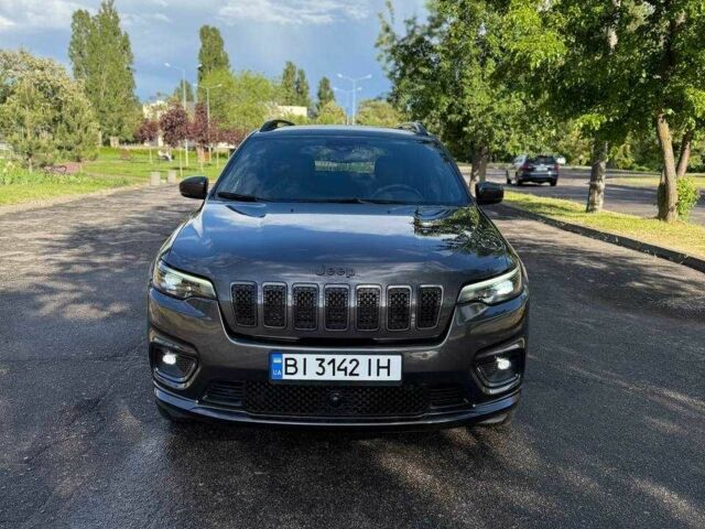Сірий Джип Cherokee, об'ємом двигуна 3.2 л та пробігом 11 тис. км за 22799 $, фото 1 на Automoto.ua