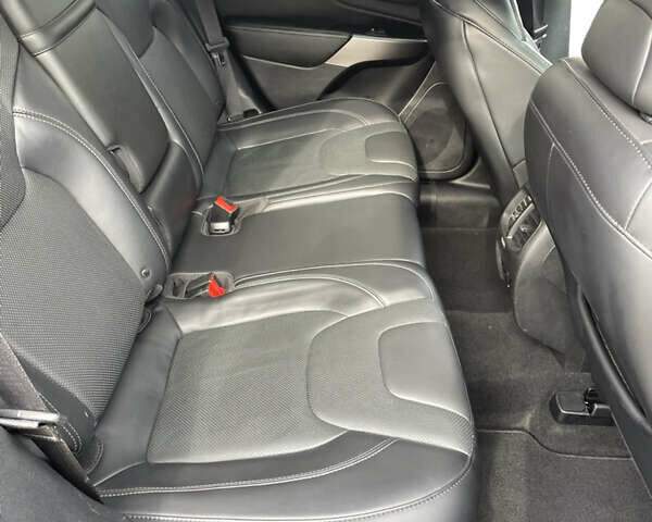 Сірий Джип Cherokee, об'ємом двигуна 2.36 л та пробігом 160 тис. км за 16500 $, фото 20 на Automoto.ua