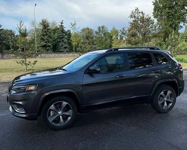 Сірий Джип Cherokee, об'ємом двигуна 3.24 л та пробігом 11 тис. км за 24499 $, фото 10 на Automoto.ua