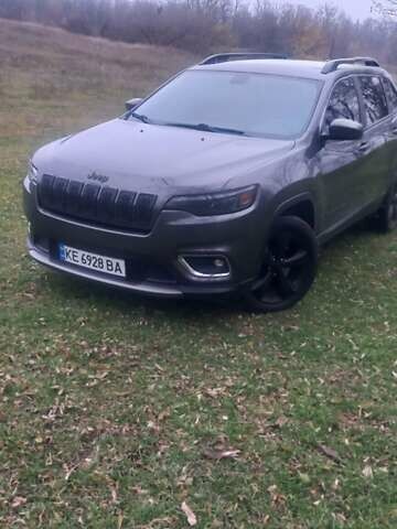 Серый Джип Чероки, объемом двигателя 2.36 л и пробегом 118 тыс. км за 16500 $, фото 13 на Automoto.ua