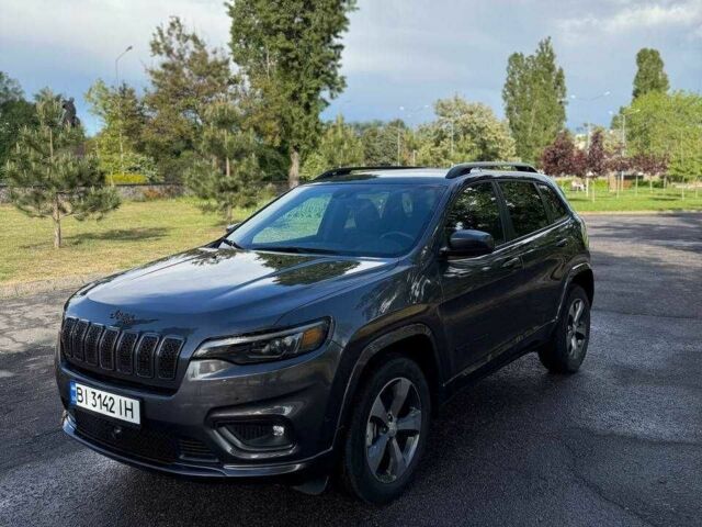 Сірий Джип Cherokee, об'ємом двигуна 3.2 л та пробігом 11 тис. км за 22799 $, фото 7 на Automoto.ua