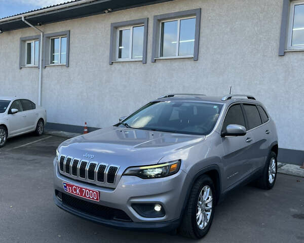 Серый Джип Чероки, объемом двигателя 2.4 л и пробегом 99 тыс. км за 15950 $, фото 1 на Automoto.ua