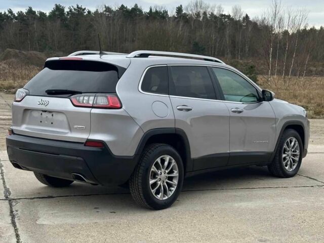 Серый Джип Чероки, объемом двигателя 0 л и пробегом 111 тыс. км за 11000 $, фото 3 на Automoto.ua