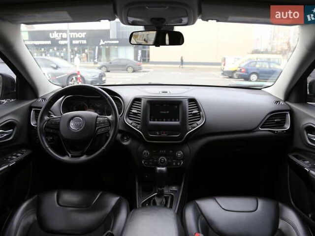 Сірий Джип Cherokee, об'ємом двигуна 2.36 л та пробігом 62 тис. км за 20900 $, фото 11 на Automoto.ua