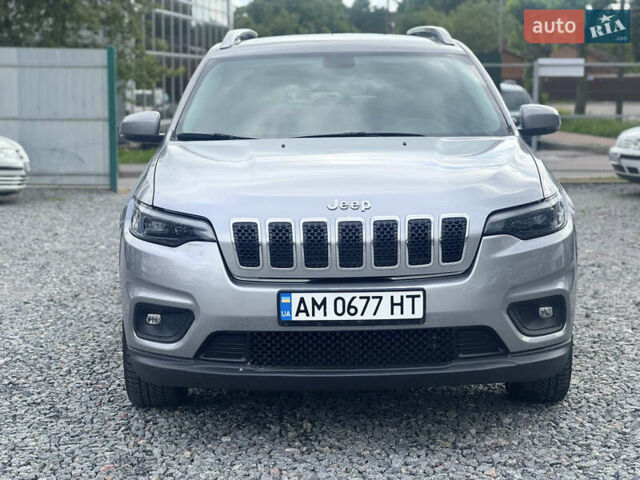 Джип Чероки 2020 в Бердичеве на Automoto.ua Серый Джип Чероки, объемом двигателя 2.4 л и пробегом 51 тыс. км за 16900 $, фото 2 на Automoto.ua