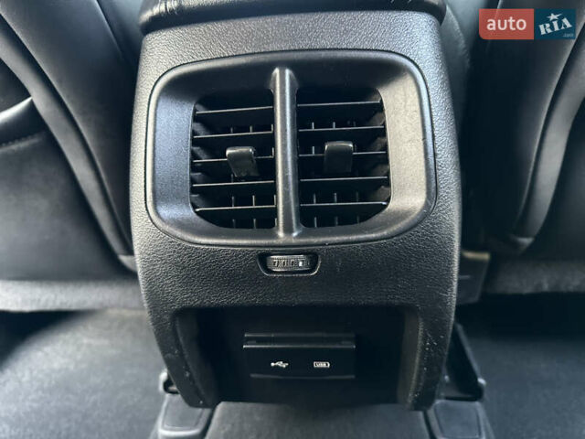 Серый Джип Чероки, объемом двигателя 2.4 л и пробегом 165 тыс. км за 15699 $, фото 235 на Automoto.ua