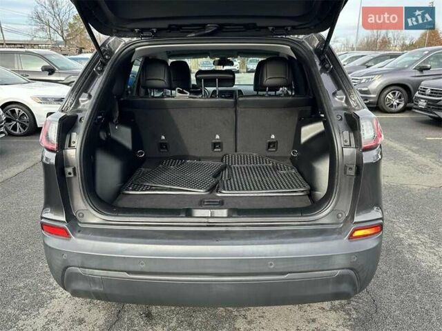Сірий Джип Cherokee, об'ємом двигуна 2.36 л та пробігом 66 тис. км за 4100 $, фото 13 на Automoto.ua