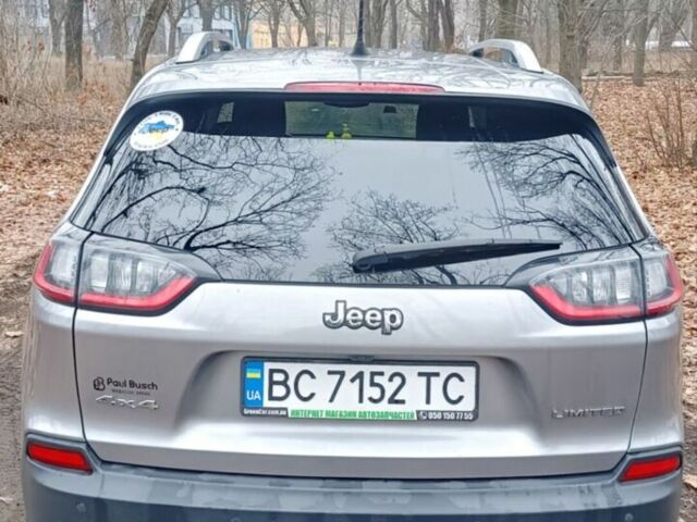 Сірий Джип Cherokee, об'ємом двигуна 3.2 л та пробігом 161 тис. км за 18299 $, фото 2 на Automoto.ua