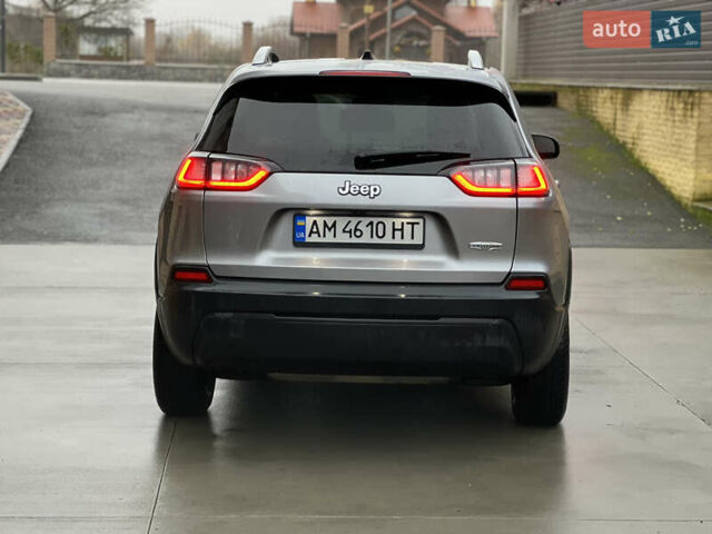 Серый Джип Чероки, объемом двигателя 2.36 л и пробегом 98 тыс. км за 15700 $, фото 8 на Automoto.ua