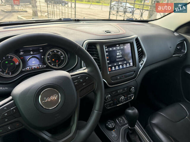 Сірий Джип Cherokee, об'ємом двигуна 3.24 л та пробігом 19 тис. км за 20900 $, фото 20 на Automoto.ua