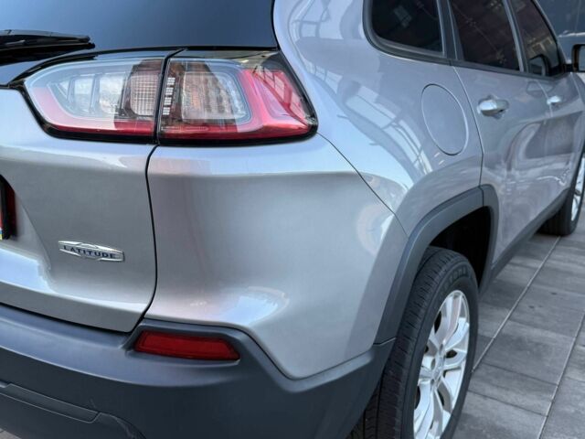 Серый Джип Чероки, объемом двигателя 2.4 л и пробегом 256 тыс. км за 13700 $, фото 8 на Automoto.ua