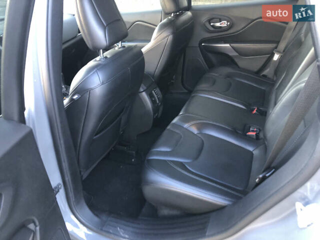 Сірий Джип Cherokee, об'ємом двигуна 3.24 л та пробігом 109 тис. км за 16200 $, фото 34 на Automoto.ua