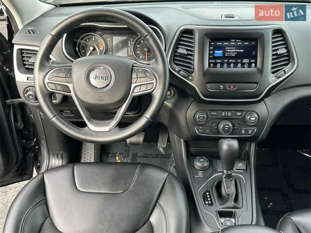 Сірий Джип Cherokee, об'ємом двигуна 2.36 л та пробігом 66 тис. км за 4100 $, фото 8 на Automoto.ua