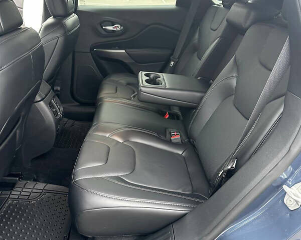 Серый Джип Чероки, объемом двигателя 3.24 л и пробегом 28 тыс. км за 20900 $, фото 12 на Automoto.ua