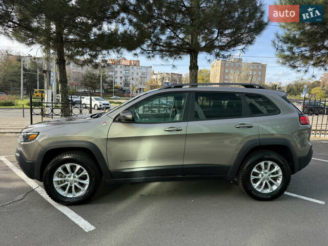 Сірий Джип Cherokee, об'ємом двигуна 3.24 л та пробігом 19 тис. км за 20900 $, фото 3 на Automoto.ua