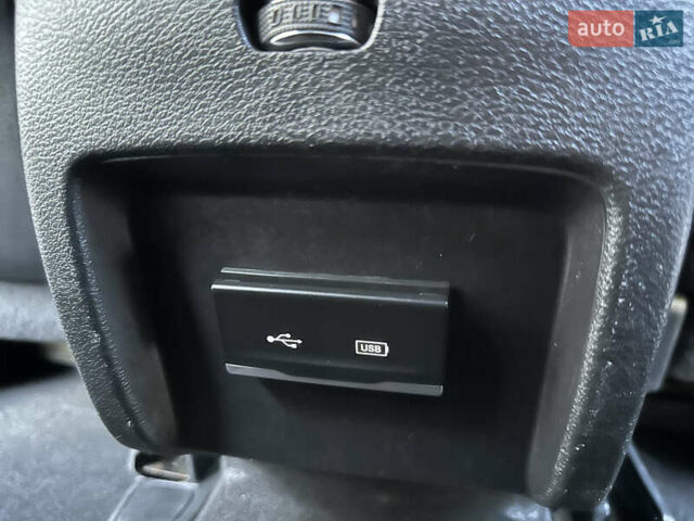 Серый Джип Чероки, объемом двигателя 2.4 л и пробегом 165 тыс. км за 15699 $, фото 236 на Automoto.ua