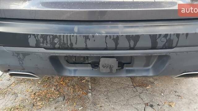 Сірий Джип Cherokee, об'ємом двигуна 3.24 л та пробігом 65 тис. км за 23200 $, фото 6 на Automoto.ua