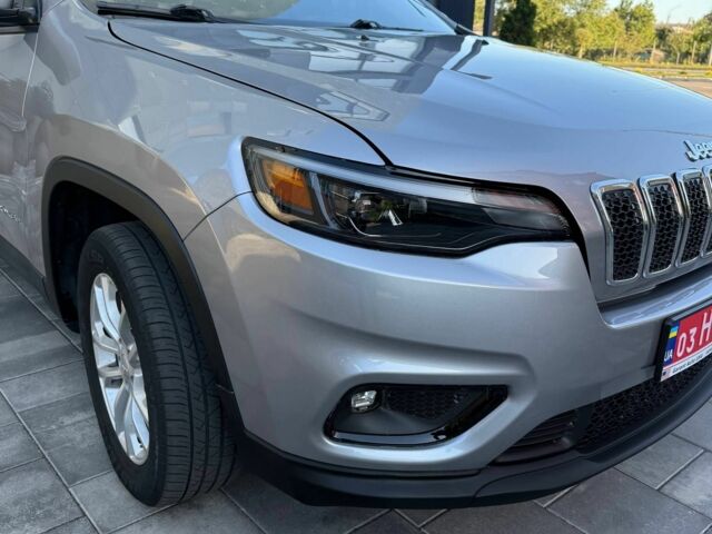 Серый Джип Чероки, объемом двигателя 2.4 л и пробегом 256 тыс. км за 13700 $, фото 6 на Automoto.ua