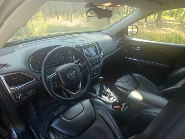 Джип Чероки 2020 в Буче на Automoto.ua Серый Джип Чероки, объемом двигателя 2.4 л и пробегом 162 тыс. км за 15500 $, фото 6 на Automoto.ua