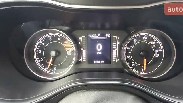 Сірий Джип Cherokee, об'ємом двигуна 3.24 л та пробігом 65 тис. км за 23200 $, фото 12 на Automoto.ua