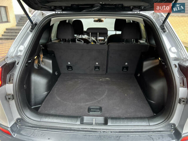 Серый Джип Чероки, объемом двигателя 2.36 л и пробегом 98 тыс. км за 15700 $, фото 16 на Automoto.ua