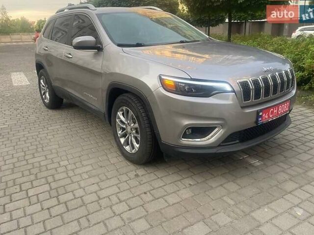 Сірий Джип Cherokee, об'ємом двигуна 2.36 л та пробігом 140 тис. км за 15500 $, фото 1 на Automoto.ua