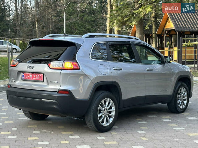 Серый Джип Чероки, объемом двигателя 2.4 л и пробегом 165 тыс. км за 15699 $, фото 163 на Automoto.ua