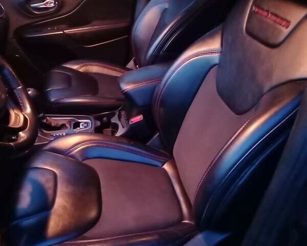 Сірий Джип Cherokee, об'ємом двигуна 3.24 л та пробігом 48 тис. км за 24999 $, фото 10 на Automoto.ua