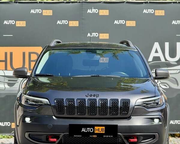 Сірий Джип Cherokee, об'ємом двигуна 3.24 л та пробігом 81 тис. км за 19500 $, фото 1 на Automoto.ua