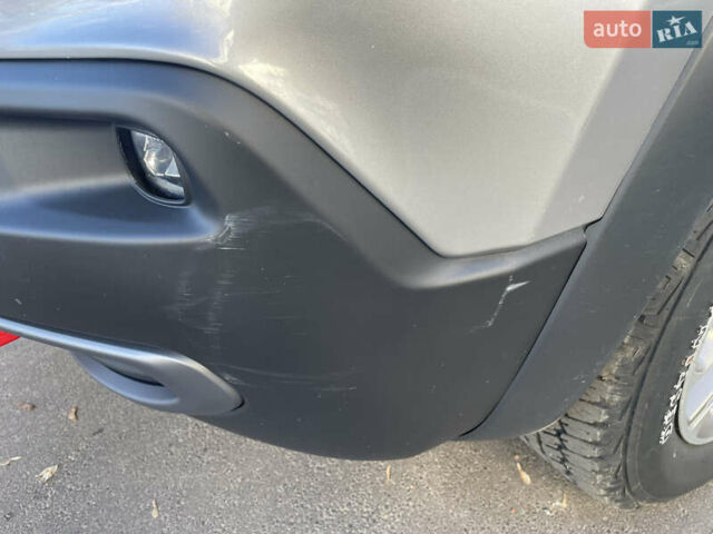 Сірий Джип Cherokee, об'ємом двигуна 3.24 л та пробігом 51 тис. км за 22800 $, фото 8 на Automoto.ua