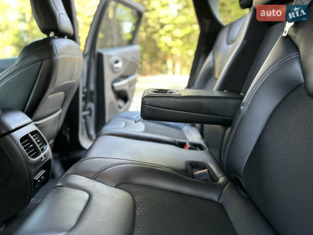 Серый Джип Чероки, объемом двигателя 2.4 л и пробегом 165 тыс. км за 15699 $, фото 241 на Automoto.ua