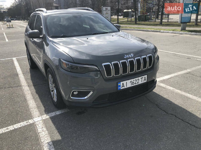 Серый Джип Чероки, объемом двигателя 3.2 л и пробегом 108 тыс. км за 16700 $, фото 7 на Automoto.ua