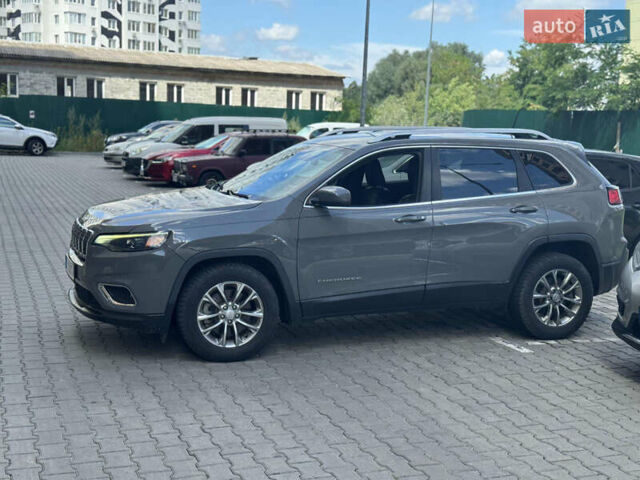 Сірий Джип Cherokee, об'ємом двигуна 3.2 л та пробігом 109 тис. км за 17300 $, фото 4 на Automoto.ua