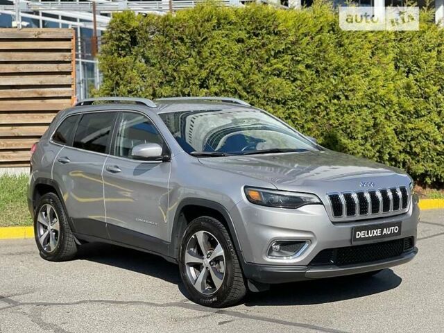 Сірий Джип Cherokee, об'ємом двигуна 3.2 л та пробігом 48 тис. км за 22300 $, фото 9 на Automoto.ua