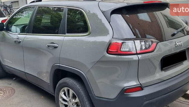 Серый Джип Чероки, объемом двигателя 2.4 л и пробегом 37 тыс. км за 21000 $, фото 3 на Automoto.ua